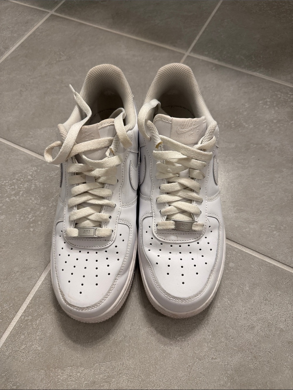 Nike AF1 Men’s White Low-Top Leather Sneakers